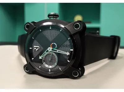 Робота з годинником Romain Jerome Moon Invader Small Seconds